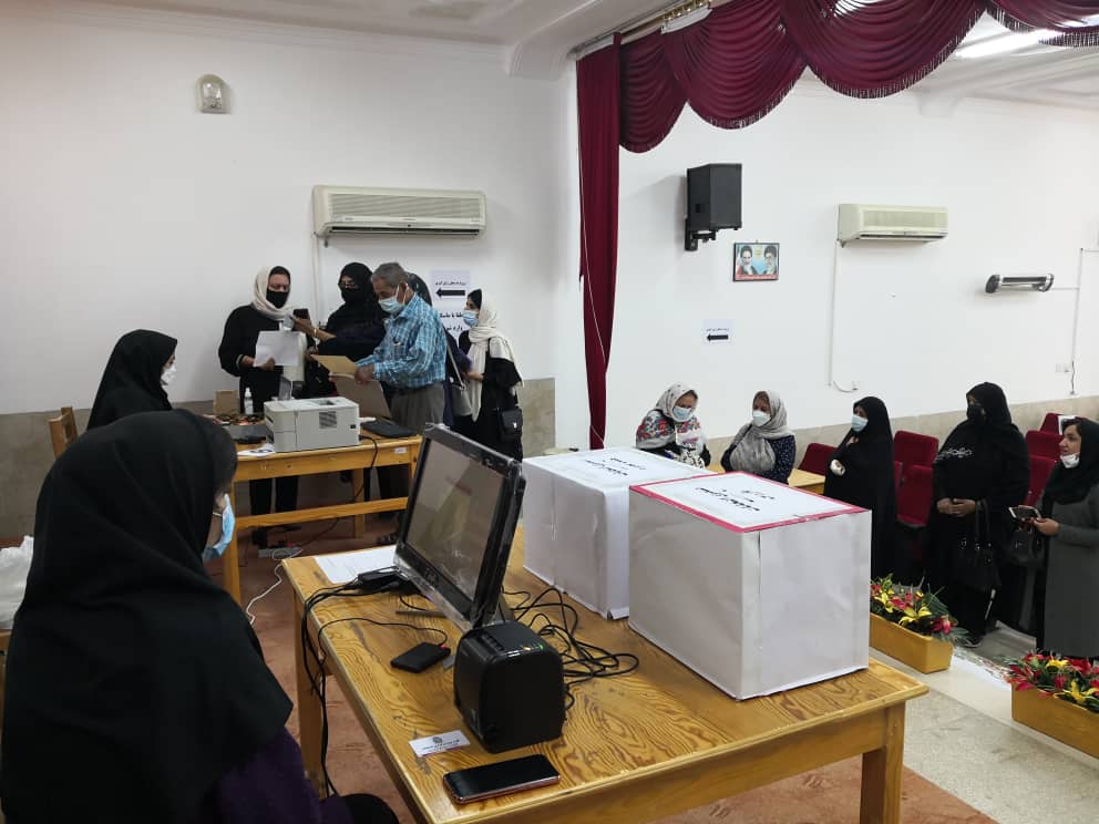 روزهای پایانی انتخابات 9 گانه اتحادیه اصناف با برگزاری اتحادیه صنف آرایشگران زنانه و مردانه شهرستان اوز